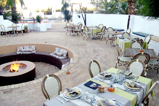 2Day Best Safari - Cape Town 1 Night Accomodation. Incl Transfers