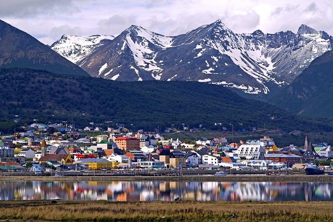 3-Day Adventure Tour of Ushuaia: Hiking, Canoeing and Sailing at the End of the World