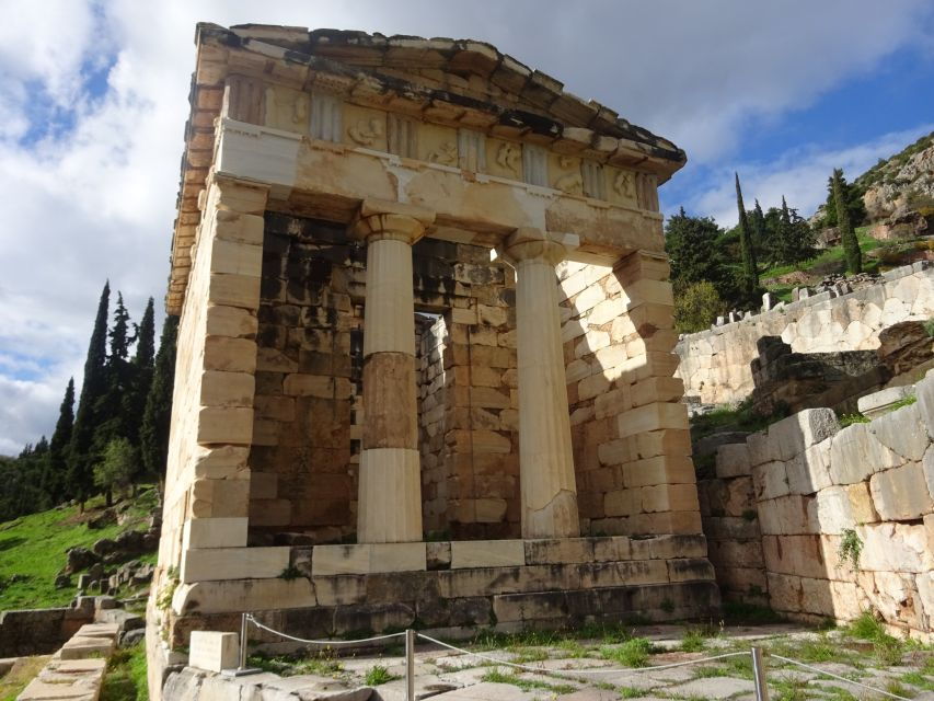 3-Day Delphi & Meteora Tour From Athens - Good To Know