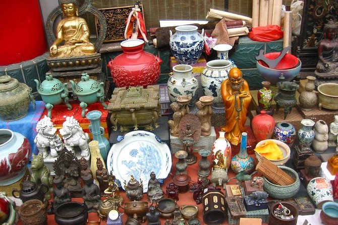3-Hour Private Shopping Tour at Panjiayuan Market From Beijing