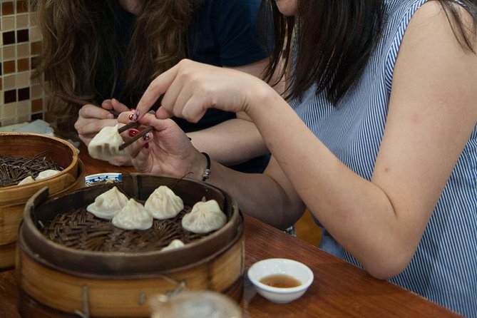 3-Hour Small Group Tour: Shanghai Old Town Discovery With Street Food Tasting - Pricing and Booking Options