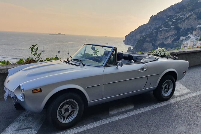 3 Hour Sunset Tour in Vintage Cars in Sorrento