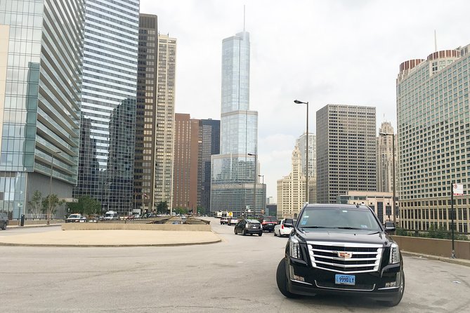 Chicago Private Airport Transfer Service via Luxury Vehicle - Available Luxury Vehicle Options