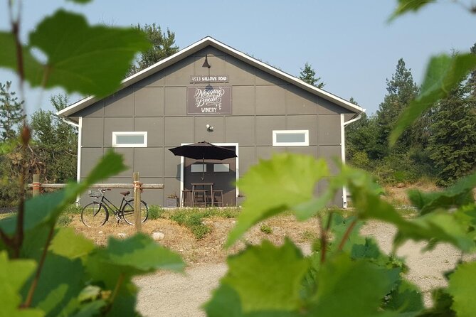 East Kelowna Wineries Tour Lunch - Wine Tasting Experience at Each Winery