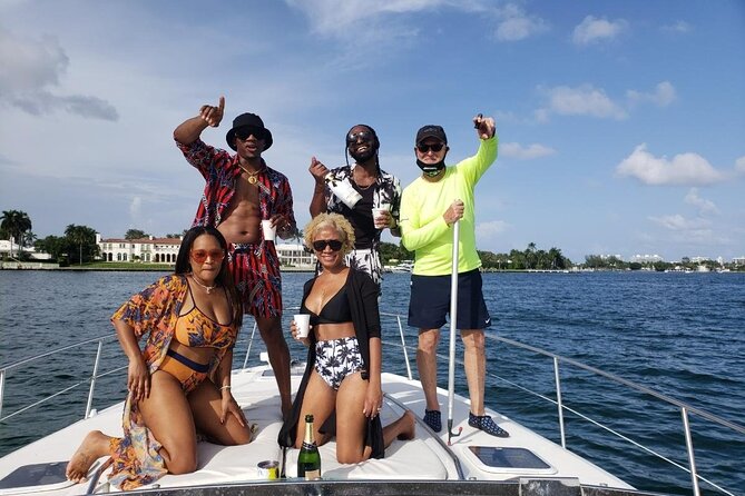 Four Hour 45 Yacht Tour in Miami Beach With Captain and Champagne - Meeting Point and Duration