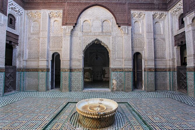 Historic Meknes, Roman Volubilis and Moulay Idriss - Private Day Trip From Fes - Visiting Moulay Idriss