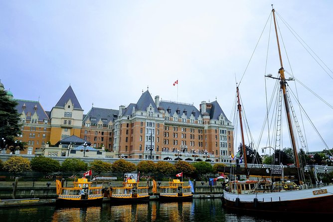 Private City Highlights and Butchart Garden Tour in Victoria - Questions