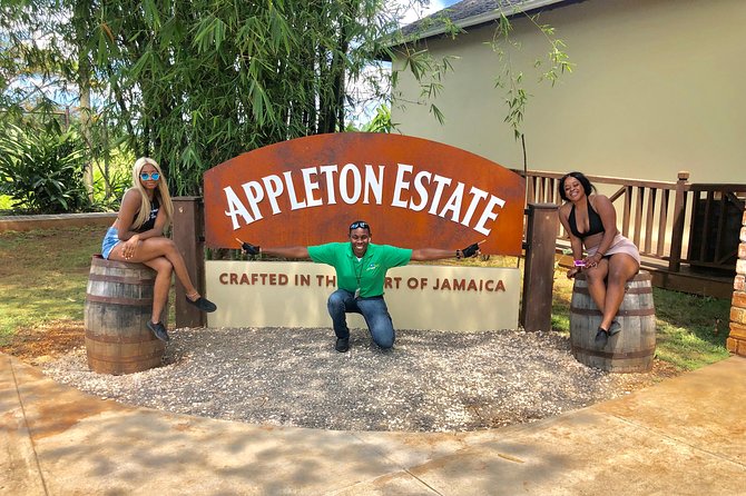 Private & Customize Tour From Montego Bay to Pelican Bar & Appleton Rum Factory - Touring the Appleton Rum Factory