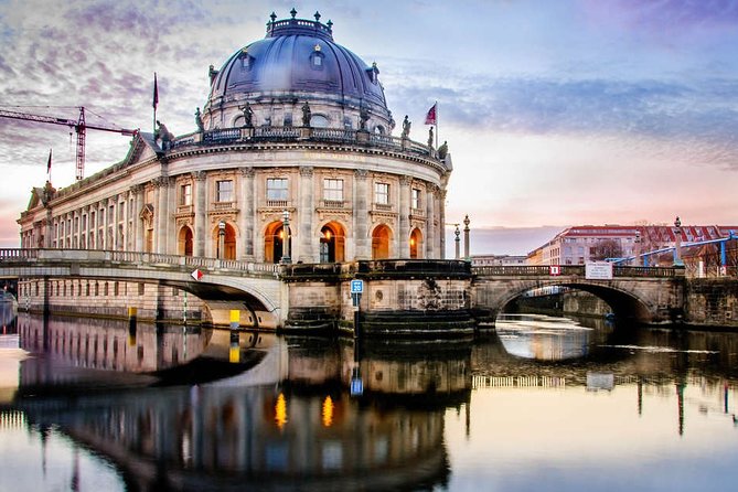 Private Transfer: Stuttgart Airport STR to Stuttgart by MB Van - Operator and Cancellation Policy