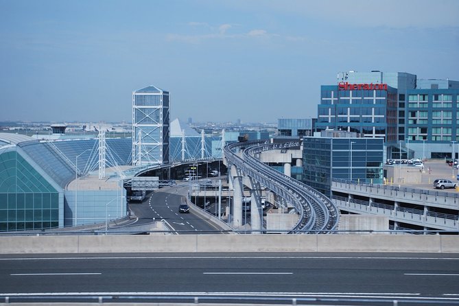 Private Transfer:Toronto Pearson Intl Airport to Toronto Hotel / Accommodations - The Sum Up