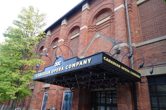 Toronto Distillery District Self-Guided Walking Tour - Directions to the Starting Point