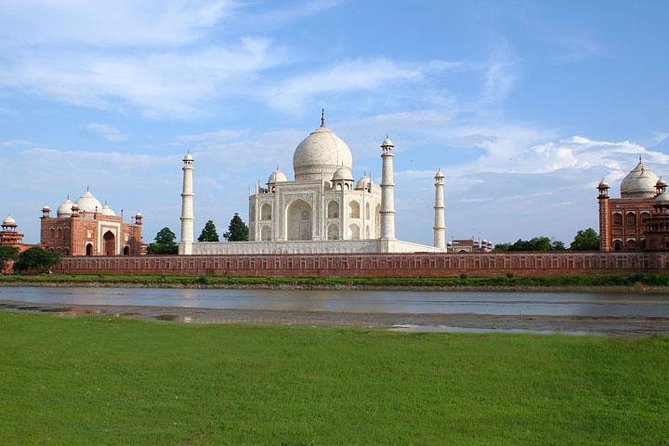 4-Day Ranthambore Tiger Safari Tour to Agra and Jaipur From Delhi
