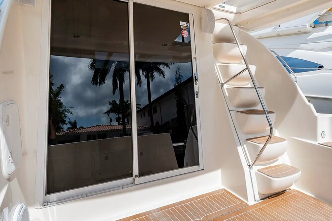 4-Hour 42 Meridian Yacht Rental With Captain in Miami Florida - Activity Overview