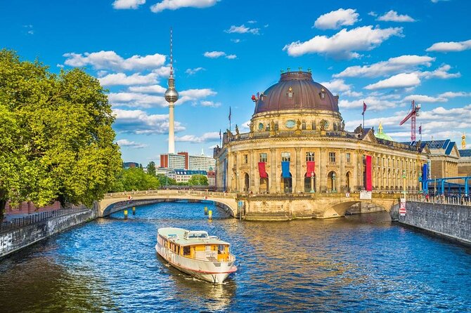 4 Hours Berlin Private Tour With Hotel Pickup and Drop off - Hotel Pickup and Drop off