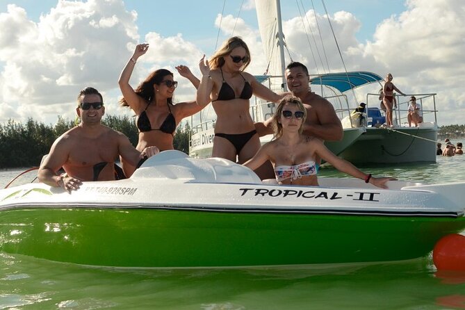 4 Hours Punta Cana Speed Boat and Snorkeling Experience