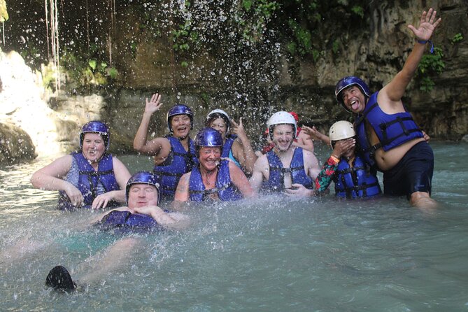 4 Hours Tour on the 27 Waterfalls of Damajagua in Puerto Plata