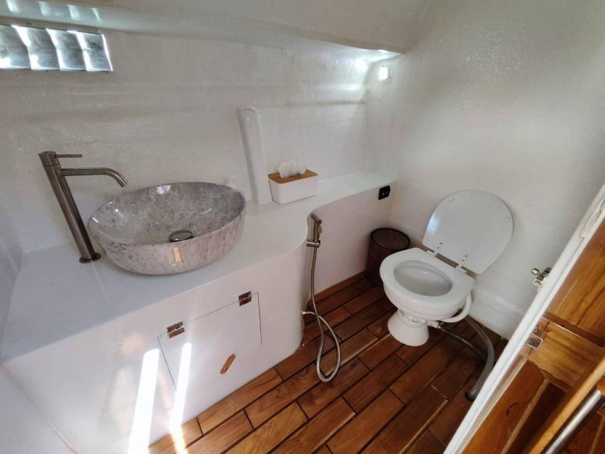 4 Islands Day Trip by Luxury Speed Boat W/Lunch - Good To Know