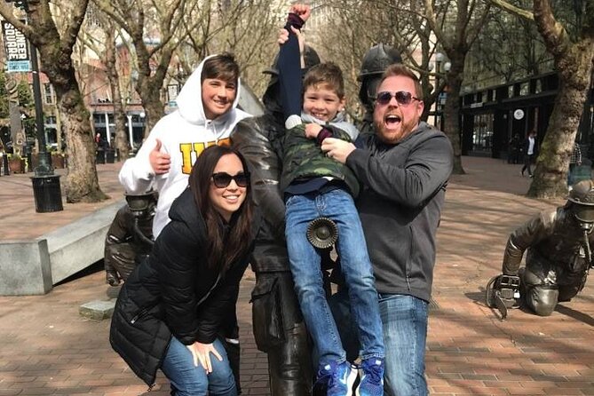 Adventurous Scavenger Hunt in Chicago by Zombie Scavengers - Directions