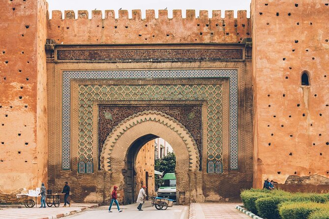 Casablanca Transfer From Fes to via Meknes and Rabat - The Sum Up