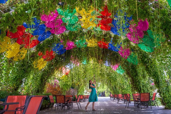 Dubai Miracle Garden and Glow Garden Tour With Pickup - Group Size and Discounts
