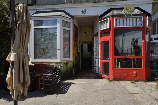 Intriguing St. Pauli Photography Day Tour - Booking Information
