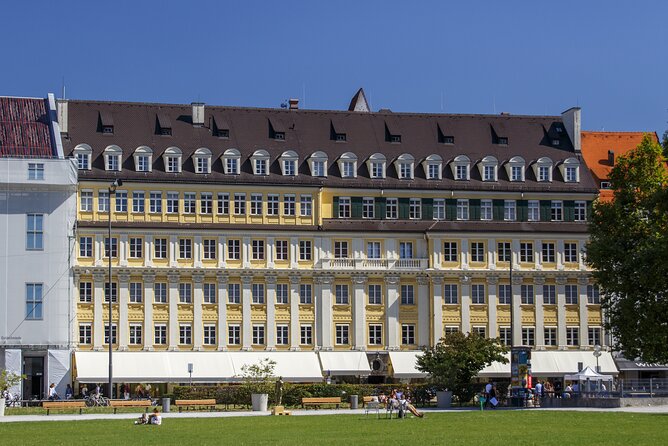 Private Tour to Salzburg, Christmas Market With Traditional Food - Guided Tour of Salzburg