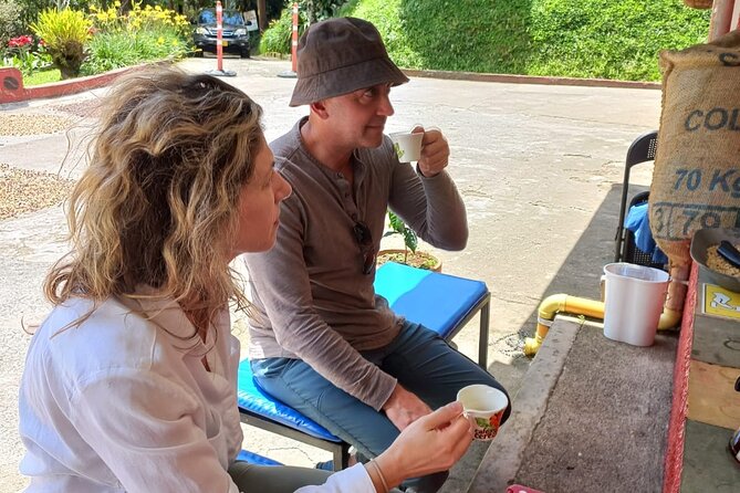 5-Hour Coffee and Pablo Express Mix Tour in Medellín - Good To Know