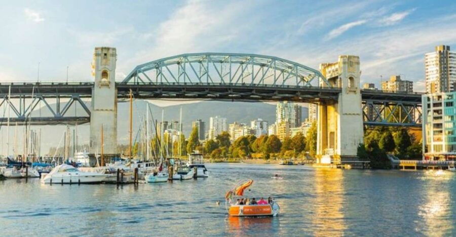 5 Hours Private Sightseeing Tour – Vancouver City Essential