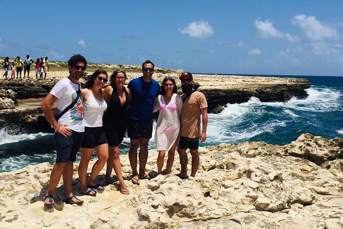 6-Hours Guided Stingray Tour in the East Coast of Antigua - Expert Guided Tour