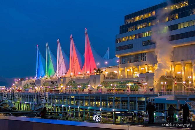 Best of Vancouver Highlights /Suspension Bridge/ Free Pizza Party Tour Private - Private Pizza Party Experience
