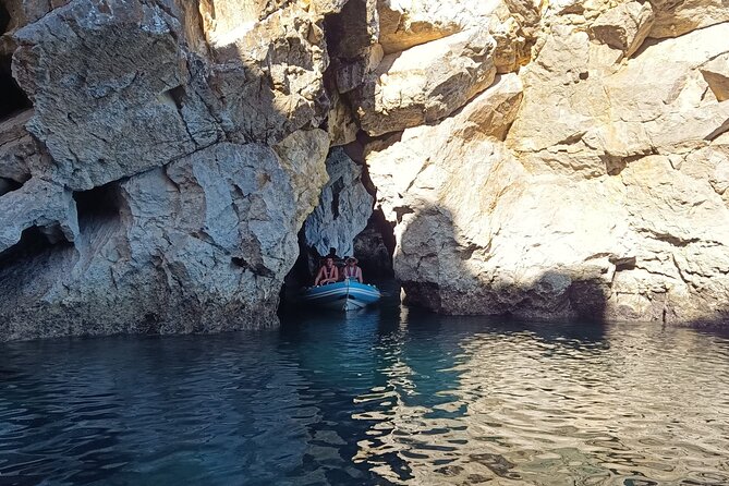 Boat Trip to the Costa Vicentina Caves - Common Questions