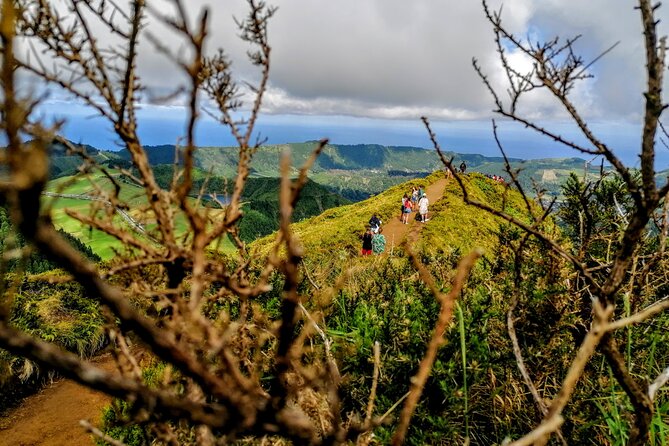 Half Day Guided Tour of Sete Cidades From Ponta Delgada - The Sum Up