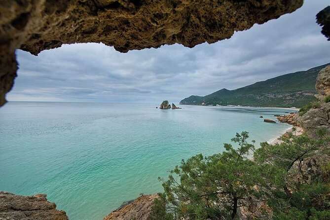 Luxury Private Arrábida Tour and Bacalhoa Palace With Exclusive Wine Taste - Common Questions