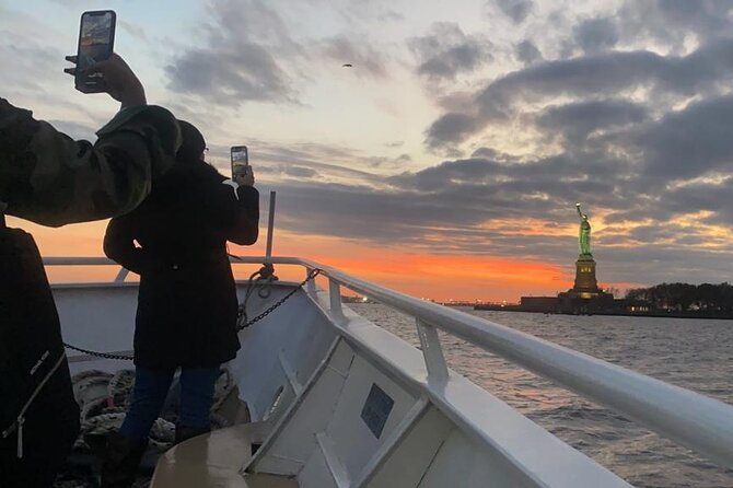 NYC Skyline Lights Happy Hour and Cash Bar - Ticket Pricing and Reservations