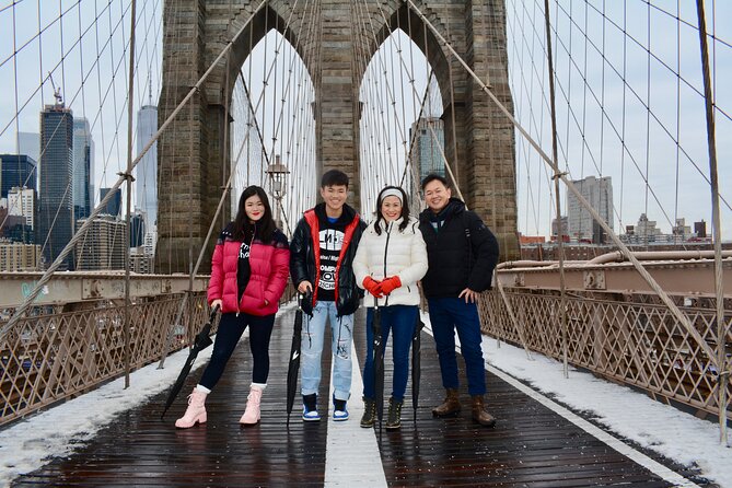 Private Brooklyn Bridge and Dumbo Professional Photoshoot - Pricing and Group Size Variations