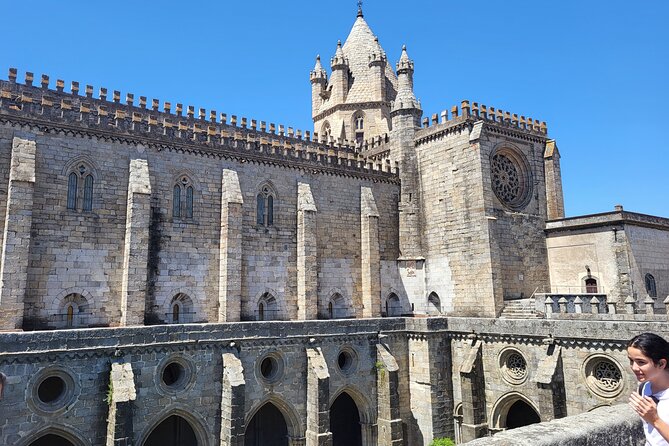 Private Évora Tour - Megaliths, Historical Center and Cork Region - Itinerary Highlights