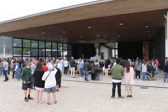 Private Tour Fátima, Batalha, Nazaré and Óbidos - Common Questions