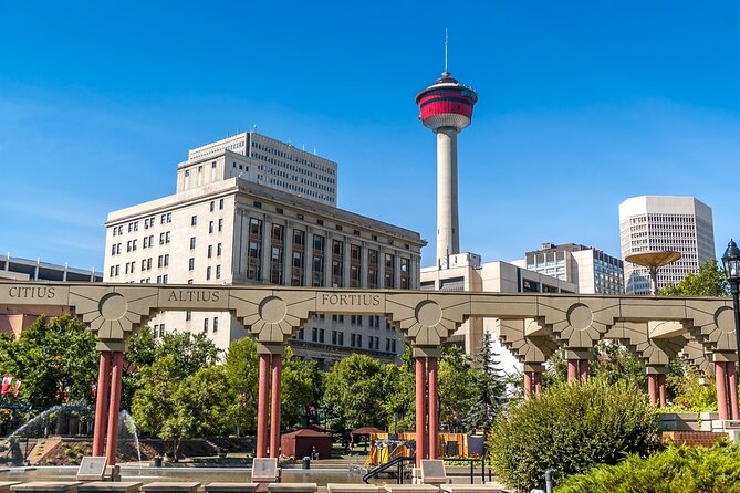 Private Transfer From Calgary to Calgary Airport YYC in Luxury SUV - Competitive Pricing for Group Transfers