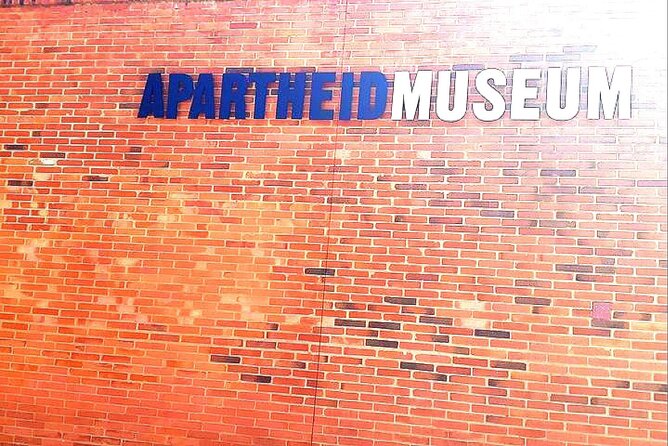 Soweto & Apartheid Museum Guided Tour - Tour Guide Experiences