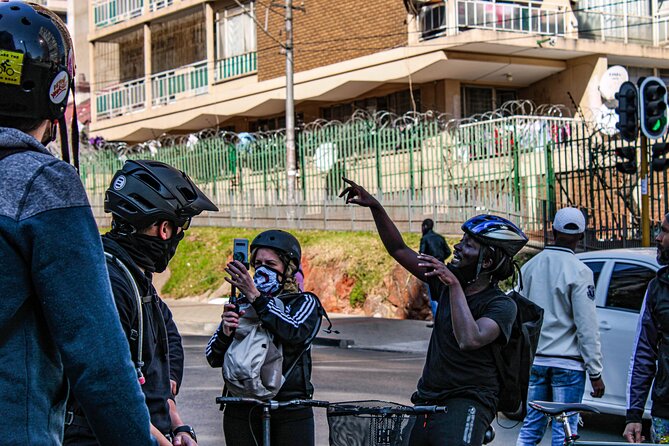 Soweto by - Bike, Walking or E-scooter - Common Questions