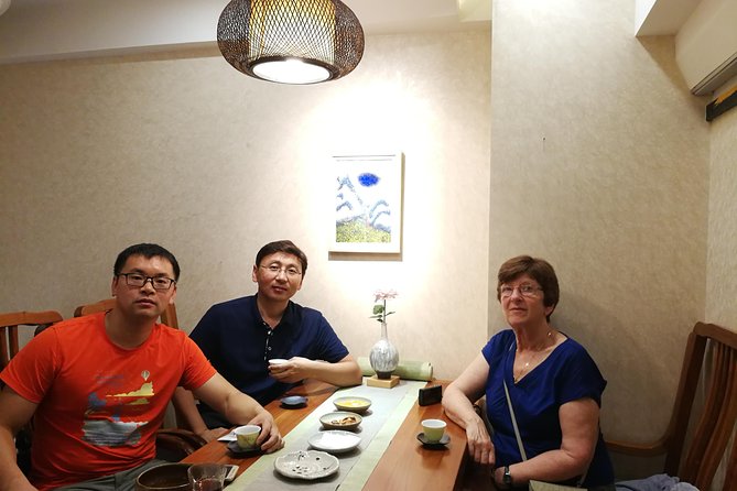 6-Hour Private Chengdu City Walking Tour With Tea Tasting - Good To Know