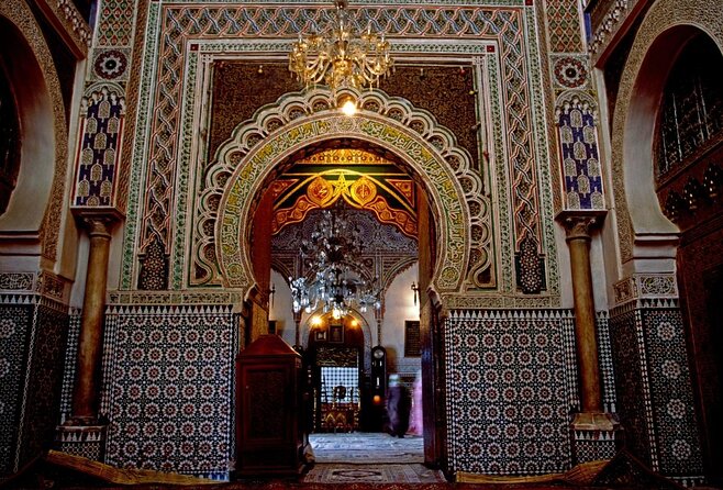6-Hour Private Walking Tour of the Medina in Fez