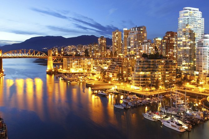 Arrival Private Transfer: Vancouver Airport YVR to Vancouver in Luxury Car - The Sum Up