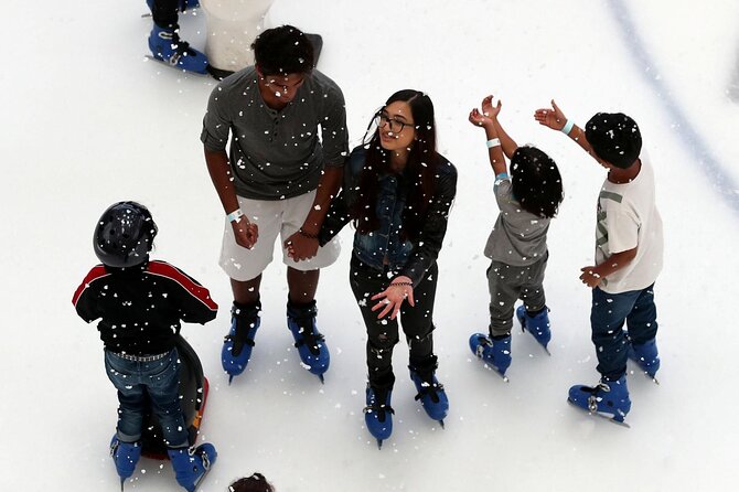 Dubai Ice Rink Entry Pass - Non-refundable Policy