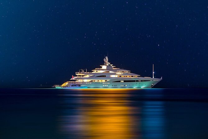 Enjoy Amazing Marina Luxury Yacht Tour With Breakfast - Additional Services