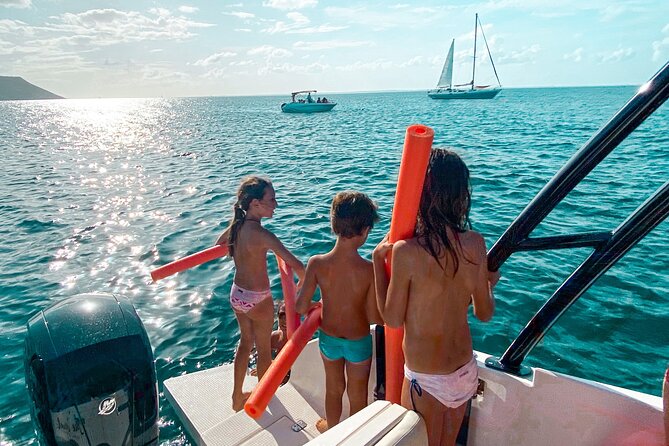 Private Full-Day Speed Boat Tour of St. Martin With Luxury Lunch - Common Questions