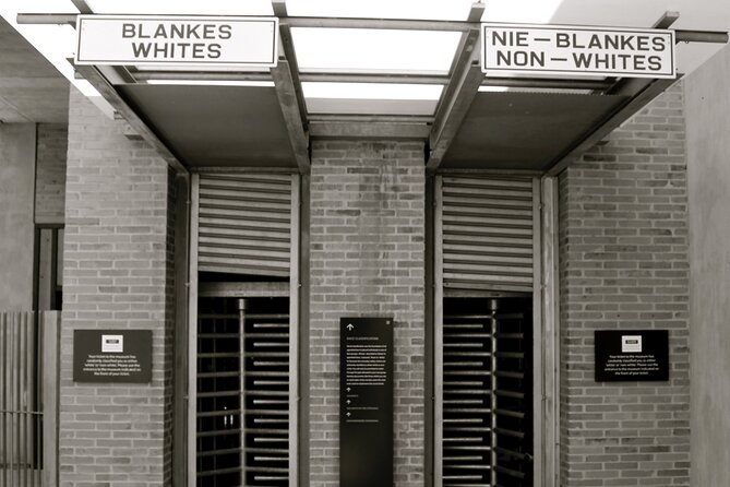 Private Tour to Soweto, Mandela House, Constitutional Hill and Apartheid Museum - Common Questions