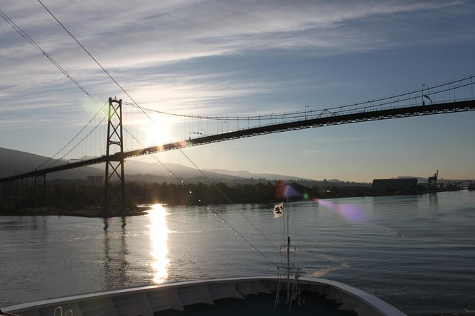 Private Transfer, Vancouver, BC to Vancouver Cruise Ship Terminal, VIP SEDAN - Price, Copyright, and Terms & Conditions