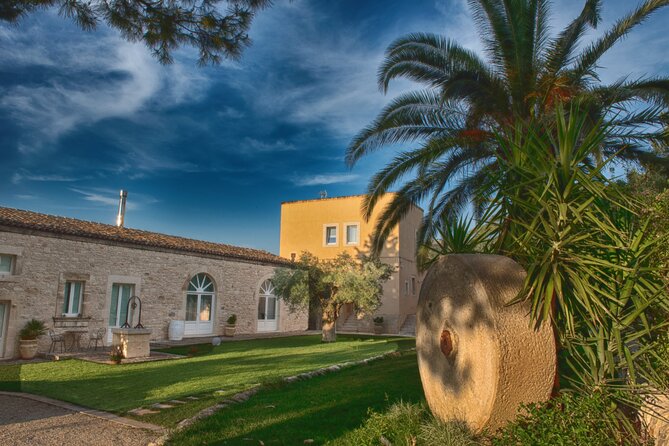 7 Day Unexplored Sicily: Michelin, Wine Road and Old Towns