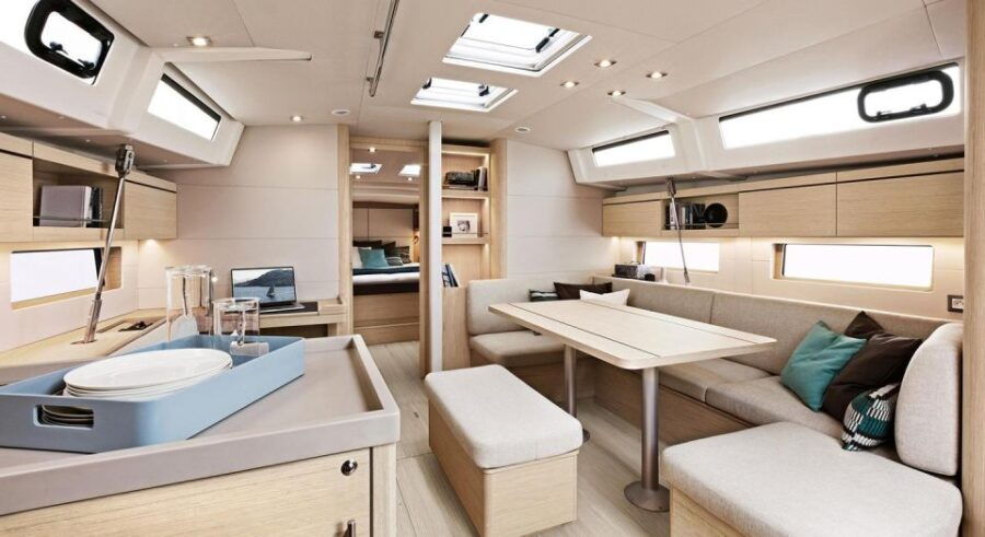 7-DayCrewedCharter “The Cosmopolitan”- Beneteau Oceanis 46.1